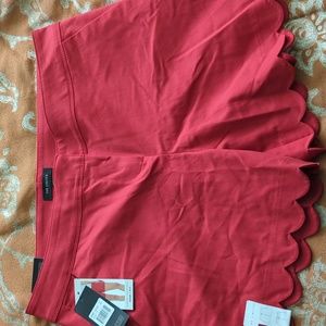 The Limited Scallop Shorts size 14